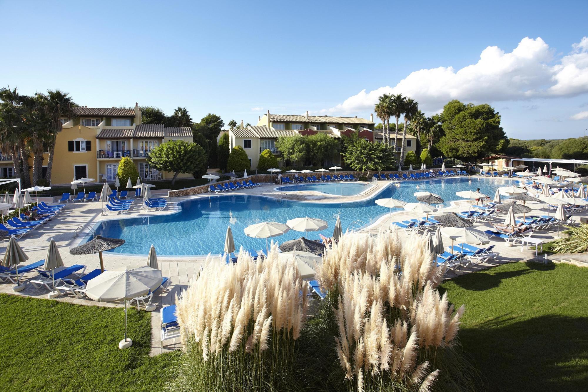 Grupotel Playa Club Aparthotel Son Xoriguer
