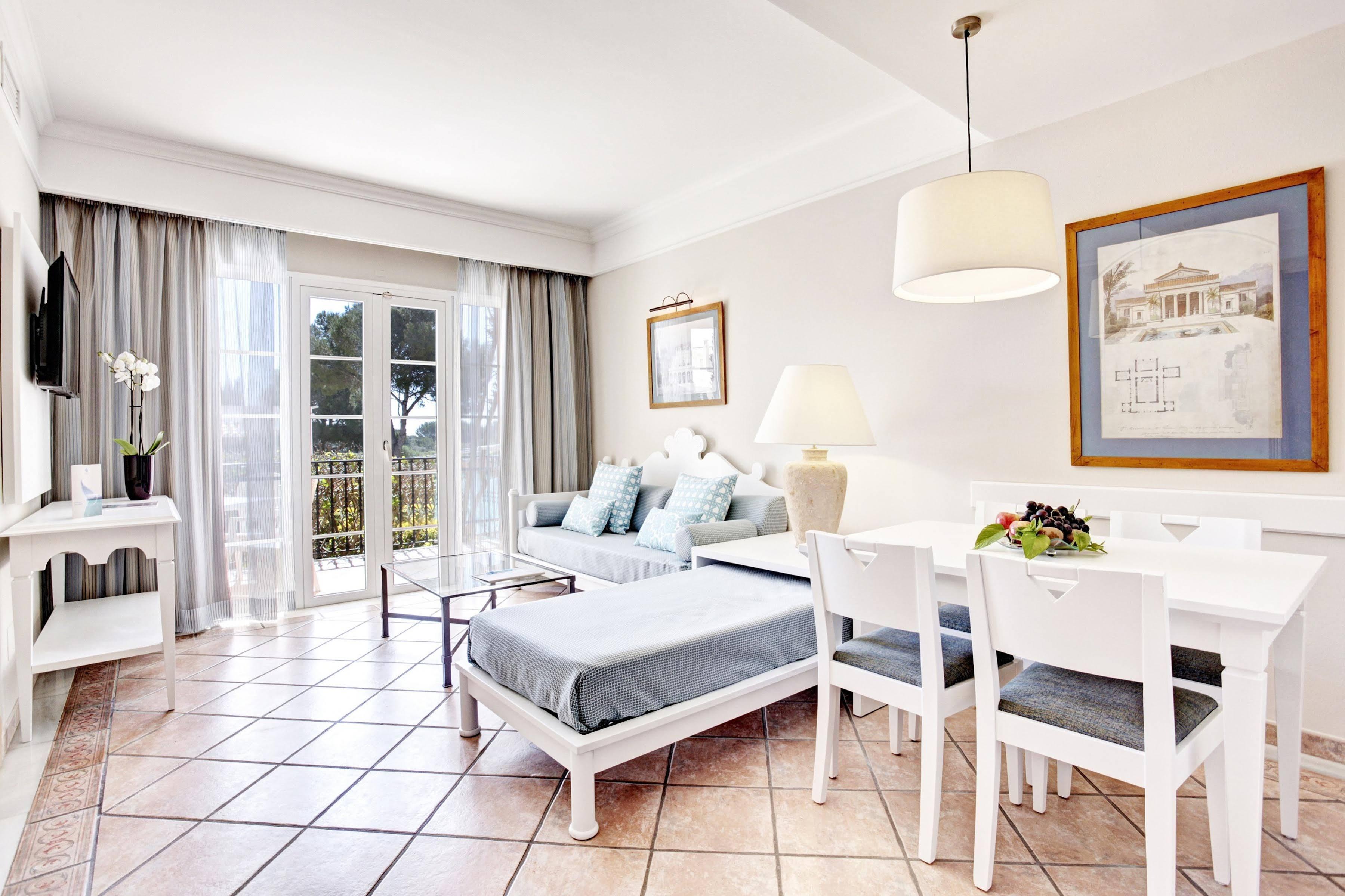 Grupotel Playa Club Aparthotel