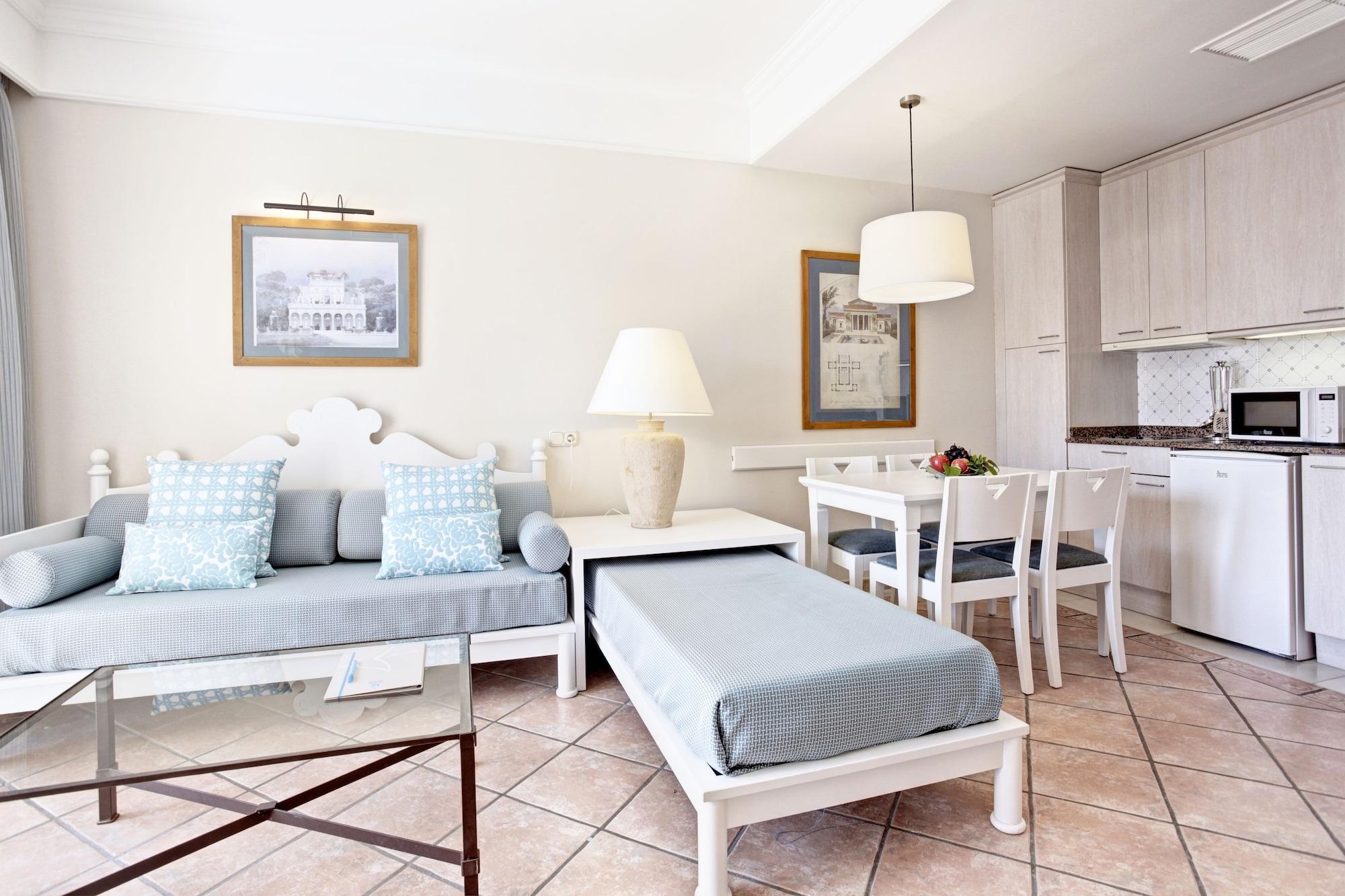 Apart-hotel Grupotel Playa Club 4*