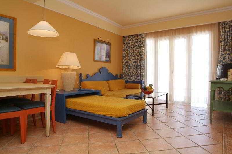 Grupotel Playa Club Aparthotel Son Xoriguer